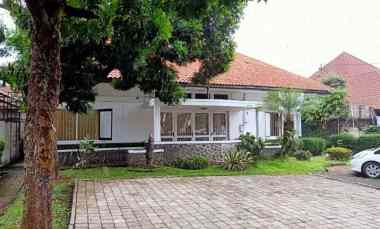 Bangunan Heritage Mainroad Riau Bandung untuk Usaha