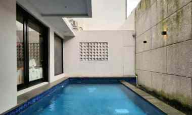 Rumah Dijual di Jalan raya pondok pinang. Kebayoran lama