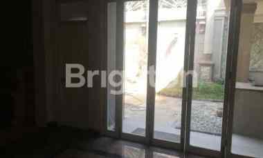 Dharmahusada 50m dari Atlas Sport Centre Ada Furniture