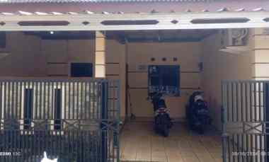 di sewakan 1 unit rumah di duta bintaro cluster ubud 2