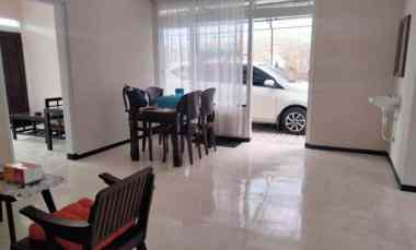 Dicari Investor Penghuni Villa di Batu Dijual