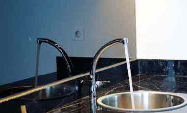 Apartement Grand Sungkono Lagoon Tower Venetian Full Furnish Siap Huni