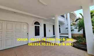 Rumah Kelapa Gading Kirana 2 Lt, LT 187 m2, LB 250 m2, Hdp Selatan