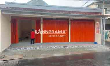dijual bangunan toko 3 pintu cagar alam depok lama