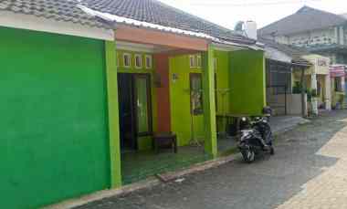 Dijual Bu Kost Putri di Ketileng Semarang