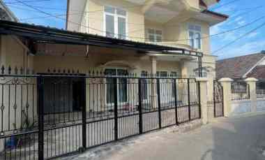 Dijual Cepat Rumah 2 Lantai di Beji Depok