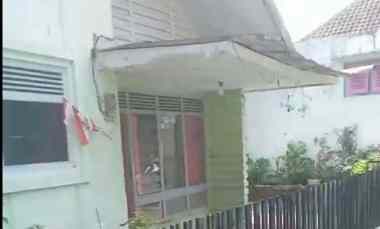 Rumah Dijual di Dijual Cepat Rumah 3 Pintu Jl Merak 110, Gg Pranayoga belakang Kantor Bupati, Selatan Sungai Desa Dawuhan Kota Stbdi