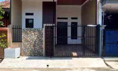 dijual cepat rumah di villa gading harapan bekasi