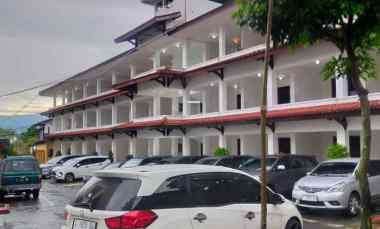 Hotel Strategis Luas Super Strategis di Pusat Kota Batu