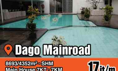 Dijual Hotel Luas Strategis Tengah Kota di Mainroad Dago