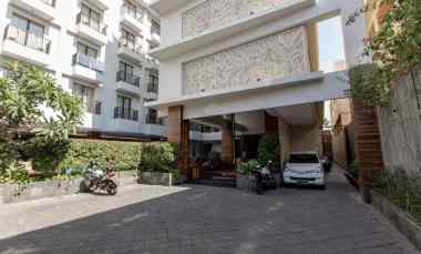 dijual hotel seminyak kec kuta kab