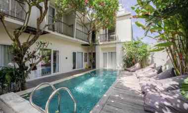dijual hotel seminyak kec kuta kab