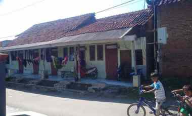 Dijual Kontrakan Enam Pintu di Cirebon