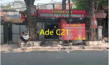 Dijual Rumah Kost-kostan Aktif dan Area Usaha Berupa Restoran, Jakarta