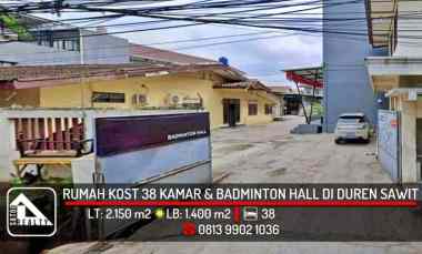 Badminton Hall dan Rumah Kost 38 Kamar di Duren Sawit, Jakarta Timur
