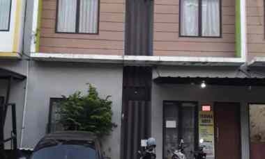 Dijual Full Furnished 2 Unit Rumah Kost 9 Kamar di Galuhmas Karawang