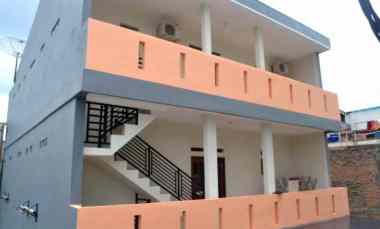Dijual Rumah Kost 3 Lantai. Terletak di jl. Bendungan Hilir, Jakarta P