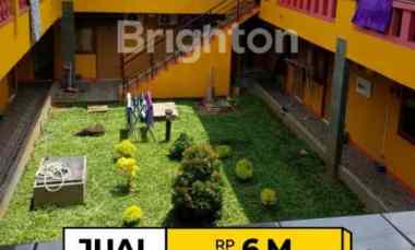 Dijual Rumah Kost Putri, Kamar Mandi dalam, jl. Margonda Raya, Depok