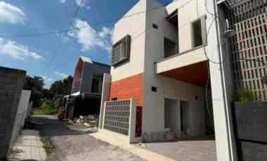 Kost Ekslusif Baru Full Furnish di Kaliurang km 13 dekat ke Kampus Uii