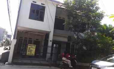 Kost 12 Kamar Penuh Terisi dekat Telkom University Buah Batu Bandung