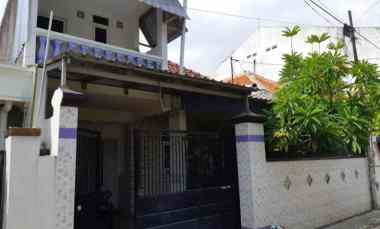 dijual kost pucang anom