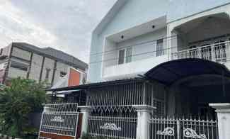 Dijual Cepat Rumah Kost Aktif 2 Lantai Plus Rumah Induk, Tlogomas