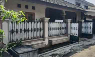 Rumah Dijual di jalan Sholeh Iskandar