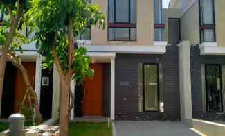 Dijual North West Lake Citraland Surabaya