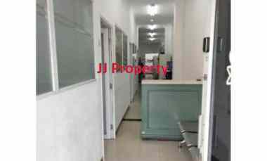 Rumah Dijual di jalan veteran raya