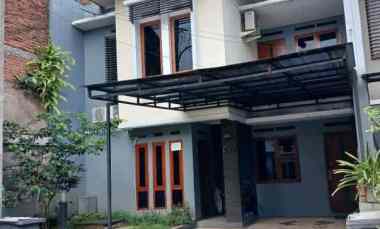 Rumah 2 lantai Shm Kawasan Cluster Baik di Antapani Bandung