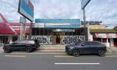 Tempat Usaha Luas, Parkiran Luas dan Strategis di Gedong Kuning