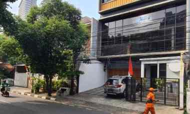 Kantor 4 Lantai di Area Istimewa Bendungan Hilir, Jakarta Pusat