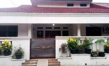 Dijual Rumah 2 Lantai di Bintara Jaya Luas, Strategis, dan Siap Huni
