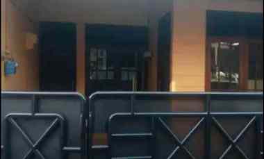 Rumah 2 Lantai di Pondok Kelapa SHM, Lokasi Strategis, Harga Nego Be