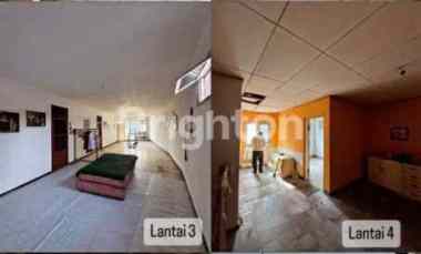 Ruko 4 Lantai Nol Jalan Raya dekat Tunjungan Pusat Kota, NEGO DEAL