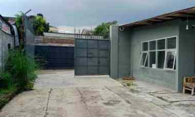 Dijual Rumah Gudang Hitung Tanah Aj Bonus Bangunan Daerah Holis