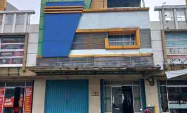 Ruko Celebration Boulevard 3,5 Lantai Semi Furnished Ex Kantor