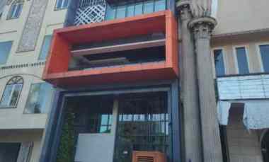 Dijual Gedung 10 Lantai Ruko Pakuwon Square Sby Bonus Lift Orang