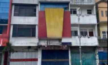 Dijual Ruko 3 Lantai Strategis 0 Raya Siap Pakai Kondisi Kosong Lampun