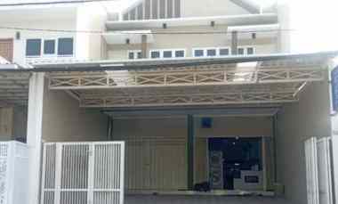 Ruko Gress 2 lantai Jemursari Surabaya Row Sangat Lebar 5 Mobil