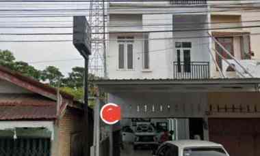 Dijual Cepat Ruko 1 Pintu 3 Lantai Posisi Sudut Lokasi jl. Mangga