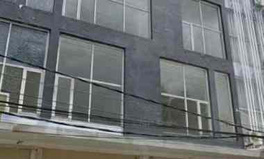 Ruko 4 Lantai jl Prapanca Strategis Tengah Kota Ada Area Parkir