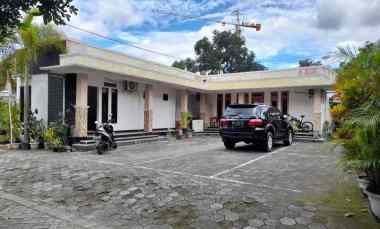 Tanah dan Bangunan di Pinggir jl. Ringroad Utara Maguwo Depok Sleman
