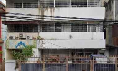 Dijual Cepat Ruko Gandeng Pasar Baru, Lokasi Strategis, Karang Anyar