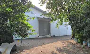 Gudang Nol Raya Kenjeran Parkir dalam Luas dekat Merr, Mulyosari