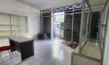 Ruko Klampis Megah Strategis Parkir Luas Ruangan Losss Surabaya Timur