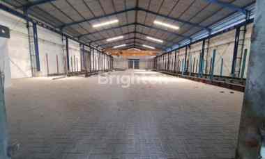 Gudang Siap Pakai Jalan Utama Margomulyo Permai, NEGO Sampai DEAL