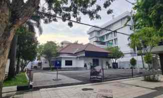 Panglima Sudirman, Komersial Area Pusat Kota Surabaya Parkir Luasss