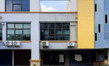 Ruko Plaza Segi 8, Surabaya Barat Strategis, Siap Pakai, Hadap Jalan R