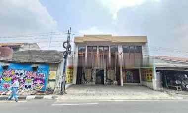 Dijual Ruko 2 Lantai Ex Resto di Area Pondok Bambu, Duren Sawit